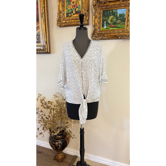 Max Studio women dot blouse Size M - Picture 1 of 6